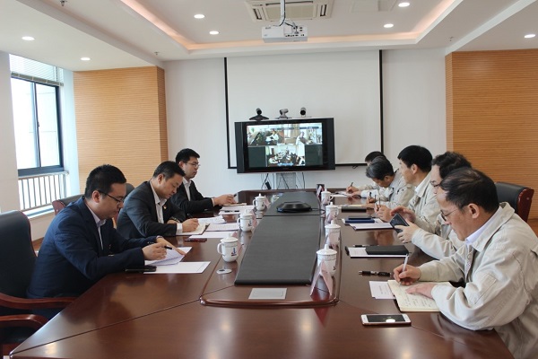 123157231162167.jpg 徐思偉與領(lǐng)導(dǎo)班子座談.jpg